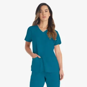 Blusa de trabajo con cuello en V Eds Essentials para mujer