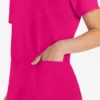 Blusa de trabajo con cuello en V Eds Essentials para mujer Blusa de trabajo con cuello en V Eds Essentials para mujer