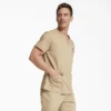 Blusa de trabajo con cuello en V Eds Signature para hombre