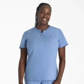 Blusa médica Henley Eds Nxt para mujer