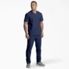 Blusa médica unisex con cuello en V de Eds Essentials Blusa médica unisex con cuello en V de Eds Essentials