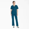 Blusa médica unisex con cuello en V de Eds Signature Blusa médica unisex con cuello en V de Eds Signature