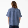 Camisa de trabajo a rayas desgastada Camisa de trabajo a rayas desgastada