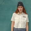 Camisa de trabajo corta con parches bordados para mujer Camisa de trabajo corta con parches bordados para mujer