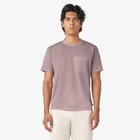 Camiseta con bolsillo teñida en prenda