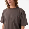 Camiseta de bolsillo de tejido grueso desgastada