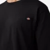 Camiseta de manga larga con bolsillo y gráfico del logotipo