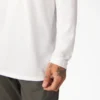 Camiseta de manga larga con bolsillo y tecnología refrescante
