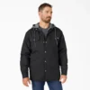 Chaqueta con capucha de lona repelente al agua Chaqueta con capucha de lona repelente al agua