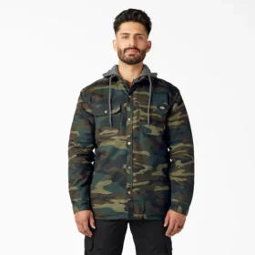 Chaqueta con capucha de lona repelente al agua