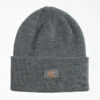 Gorro clásico de punto con vuelta Gorro clásico de punto con vuelta