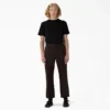 Highsnobiety y Dickies: pantalones de trabajo con pliegues