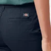 Pantalones ajustados de sarga para mujer