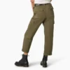 Pantalones cargo cortos de corte holgado con costuras en contraste para mujer Pantalones cargo cortos de corte holgado con costuras en contraste para mujer