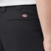 Pantalones Chatom de corte regular y pierna cónica Pantalones Chatom de corte regular y pierna cónica