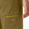 Pantalones con doble refuerzo en las rodillas en contraste
