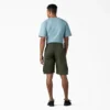 Pantalones cortos cargo de algodón de 11 pulgadas con corte holgado y elástico Pantalones cortos cargo de algodón de 11 pulgadas con corte holgado y elástico