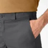 Pantalones cortos cargo Flex de corte holgado, 13″ Pantalones cortos cargo Flex de corte holgado, 13″