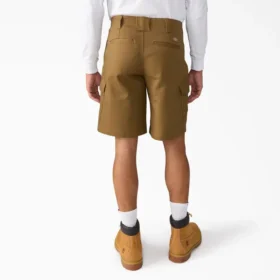 Pantalones cortos cargo Tradebuilt de lona de algodón, 11″