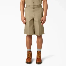 Pantalones cortos de trabajo de corte holgado y frente liso, 13″