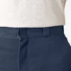 Pantalones cortos de trabajo de corte holgado y frente liso, 13″ Pantalones cortos de trabajo de corte holgado y frente liso, 13″
