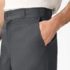 Pantalones cortos de trabajo de corte holgado y frente liso, 13″ Pantalones cortos de trabajo de corte holgado y frente liso, 13″