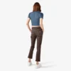 Pantalones de carpintero de corte recto ajustado con dobladillo enrollado para mujer
