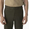 Pantalones de corte regular con Double Knee en las rodillas de Dickies Skateboarding Pantalones de corte regular con Double Knee en las rodillas de Dickies Skateboarding