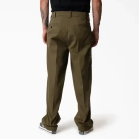 Pantalones de trabajo de corte holgado de Mike Anderson